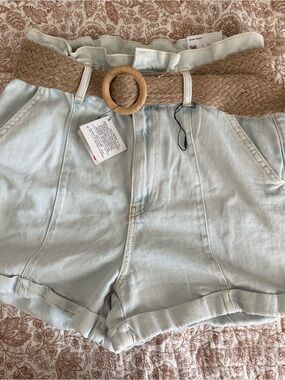 NWT Women’s Light Blue Denim Paperbag Shorts with Woven Belt Zara 4